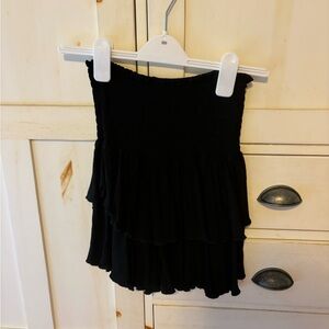 Black smocked skirt